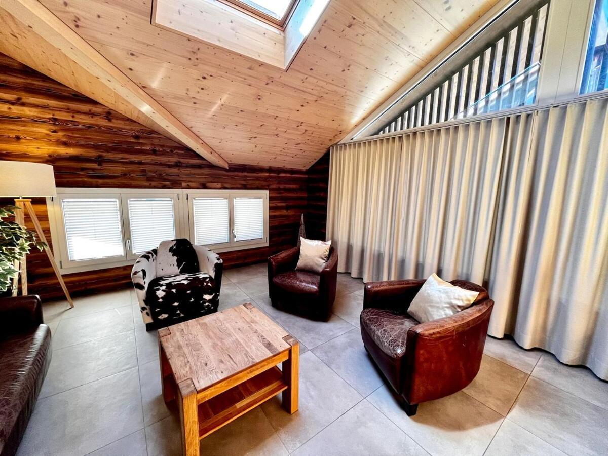 Apartmán Beim Brunnen Gsteigwiler Exteriér fotografie