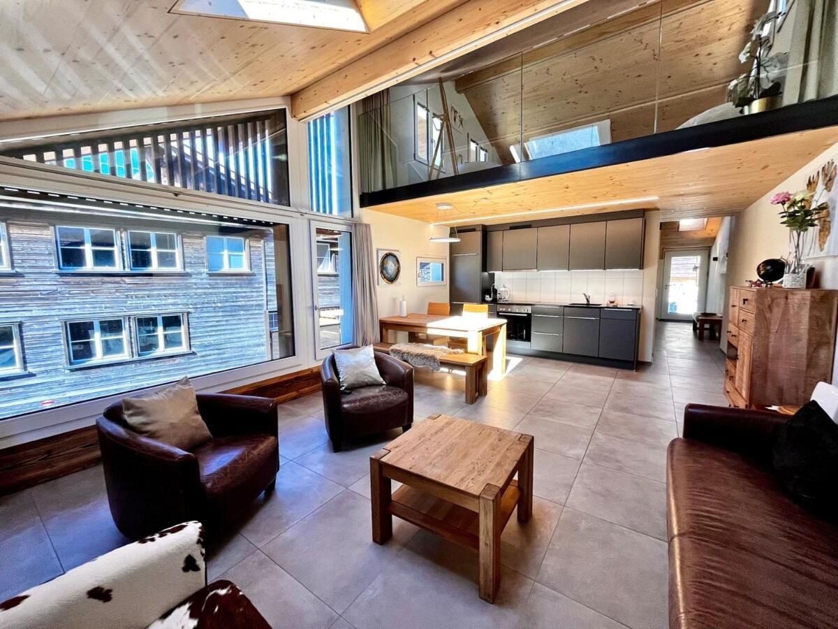 Apartmán Beim Brunnen Gsteigwiler Exteriér fotografie