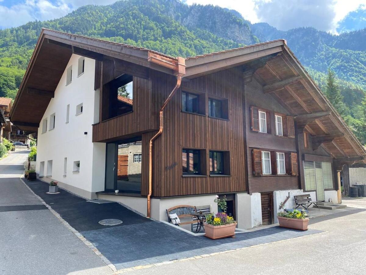 Apartmán Beim Brunnen Gsteigwiler Exteriér fotografie